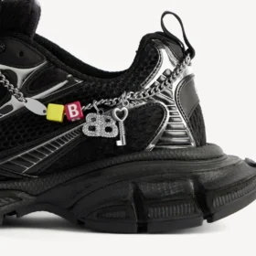 3XL-sneaker til kvinder med charms i sort/sølv