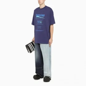 Balenciaga FW21 til mænd – kemisk rensning, alfabet-print, retro-strik, kortærmet, marineblå 651795TKVF83866 Balenciaga FW21 til mænd – kemisk rensning, alfabet-print, retro-strik, kortærmet, marineblå 651795TKVF83866