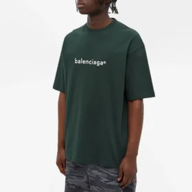 Balenciaga-pullover til mænd med alfabetmønster, rund hals og korte ærmer, grøn, 612966TIV543011 Balenciaga-pullover til mænd med alfabetmønster, rund hals og korte ærmer, grøn, 612966TIV543011