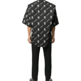 Balenciaga x WFP kortærmet skjorte med firkantet ryg “Black White” 602026TIL251070 Balenciaga x WFP kortærmet skjorte med firkantet ryg “Black White” 602026TIL251070