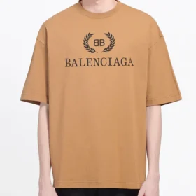 BB-mønsterprint, kortærmet, unisex, khaki 578139TEV529610 BB-mønsterprint, kortærmet, unisex, khaki 578139TEV529610
