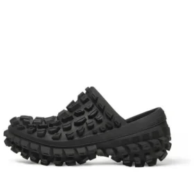 Bouncer Clog i “Black” 735252W3CV21000