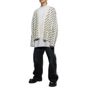 Cardigan med logo overalt “Chalky White Black” 736248T32339054