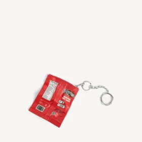 Charm/nøglering med chips-motiv i rødt