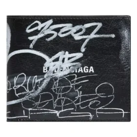 Firkantet, foldet graffiti-tegnebog “Black White” 594549210LH1090