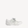 Hamptons-sneaker til kvinder i hvid med medium slidt look Hamptons-sneaker til kvinder i hvid med medium slidt look