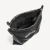 Herre-shopper med støvpose, crossbody-taske, medium, i sort Herre-shopper med støvpose, crossbody-taske, medium, i sort