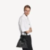 Herre-shopper med støvpose, crossbody-taske, medium, i sort Herre-shopper med støvpose, crossbody-taske, medium, i sort
