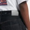 Herre-shorts i denim med presset finish i sort