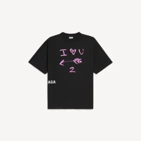 Herre-T-shirt i sort med i<3 u-pasform i medium