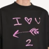 Herre-T-shirt i sort med i<3 u-pasform i medium