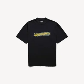 Herre-T-shirt i sort med “Messy Spray”-motiv og medium pasform