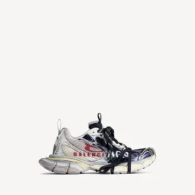 Herresneaker i størrelse 3XL med delt logo i farverne æggeskal/rød/marineblå