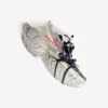 Herresneaker i størrelse 3XL med delt logo i farverne æggeskal/rød/marineblå