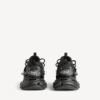 Herresneaker med piercinger i sort Herresneaker med piercinger i sort