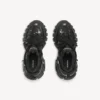 Herresneaker med piercinger i sort Herresneaker med piercinger i sort