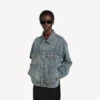 Kick-denimjakke til kvinder i beskidt vintageblå