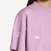 Kort T-shirt til kvinder med 520 klistermærker i gammelrosa/hvid
