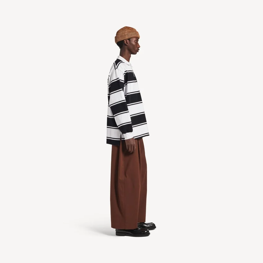 Langærmet herre-poloshirt i sort/hvid Langærmet herre-poloshirt i sort/hvid