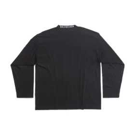 Langærmet T-shirt i oversized-pasform “Black Faded” 739783TOVF49034