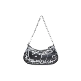 Le Cagole Mini-taske med kæde og graffiti “Black” 695814210G61090