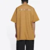 Logo-T-shirt, medium pasform, “Beige” 612966TLVB39504