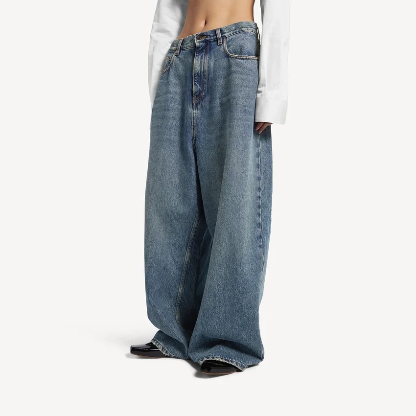 Løse jeans til kvinder med lav skridt i snavset vintageblå Løse jeans til kvinder med lav skridt i snavset vintageblå