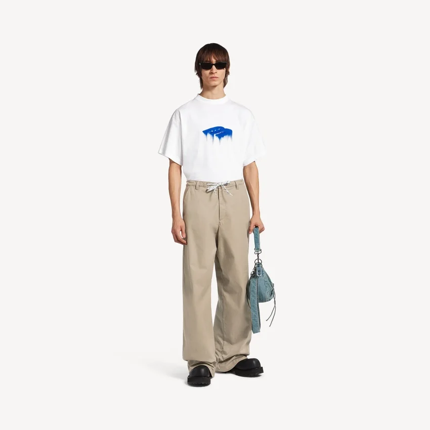 Oversized Wet Brush T-shirt til mænd i hvid Oversized Wet Brush T-shirt til mænd i hvid