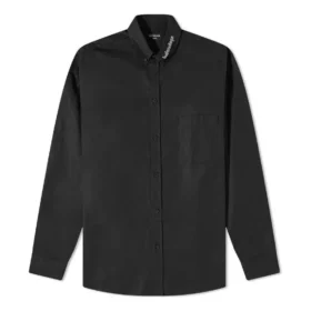 Skjorte med logo i kraven, lange ærmer og knapper “Black” 671586TYB181000