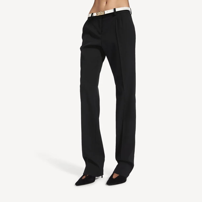 Slim fit-bukser til kvinder i sort Slim fit-bukser til kvinder i sort