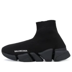 Speed 2.0 Sneakers “Sort skinnende strik med sort sål” 636833W2AF31000 Speed 2.0 Sneakers “Sort skinnende strik med sort sål” 636833W2AF31000