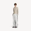 Sporty pool-sandaler til mænd i sort/hvid Sporty pool-sandaler til mænd i sort/hvid