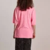 SS21 Broderet T-shirt med rund hals, lyserød 641532TJVA95764