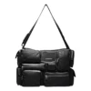 Superbusy stor skuldertaske “Black” 702168210C81000
