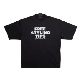 T-shirt med gratis stylingtips “Black White” 744439TOVG29034