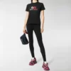 T-shirt med logo-tryk og rund hals, sort 612964TIVD51000