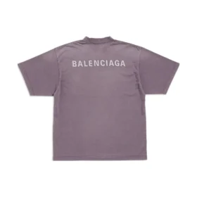 T-shirt med rygprint, medium pasform “Purple Grey” 764235TPVK15500 T-shirt med rygprint, medium pasform “Purple Grey” 764235TPVK15500