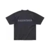 T-shirt med stencil-print “Sort” 764235TQVA31750