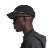 Tilted Typo-kasket “Black” 854036410B21000