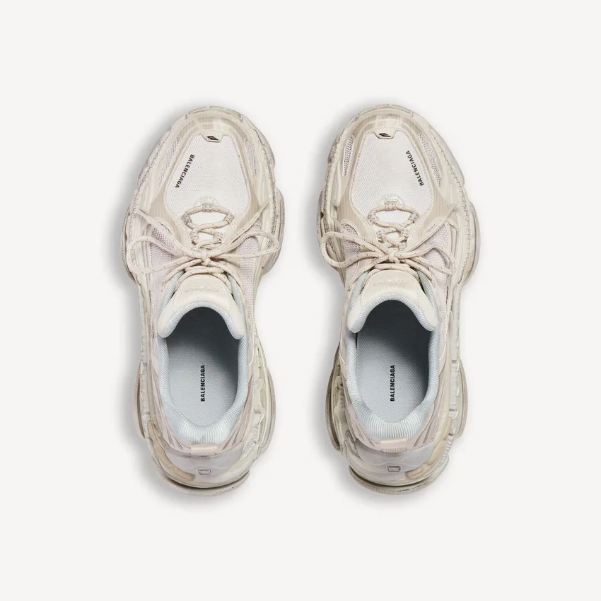 Triple S.2-sneaker til kvinder i æggeskalsfarve Triple S.2-sneaker til kvinder i æggeskalsfarve