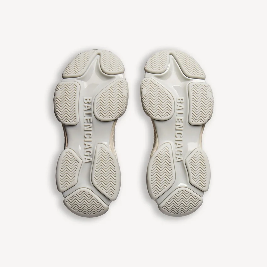 Triple S.2-sneaker til kvinder i æggeskalsfarve Triple S.2-sneaker til kvinder i æggeskalsfarve