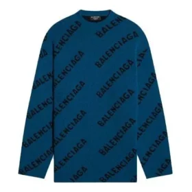 Uldstrikket sweater med rund hals og logo overalt “Petrol Blue” 657400T15672470